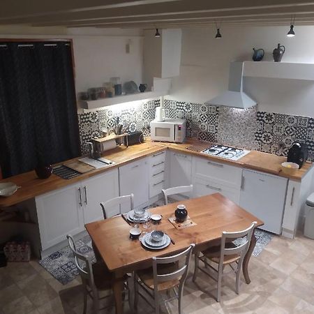 Le Cati Mini Villa Cancale Eksteriør billede